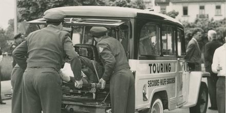Hilfe bei Unfällen durch den TCS Zürich, 1950er/1960er Jahre